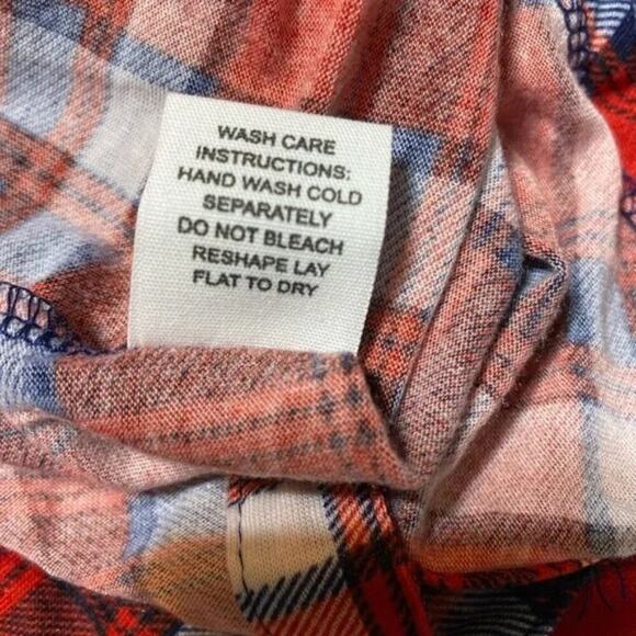 Girls shirt Sz 8 medium red flannel long sleeves button down butter soft - Picture 8 of 8